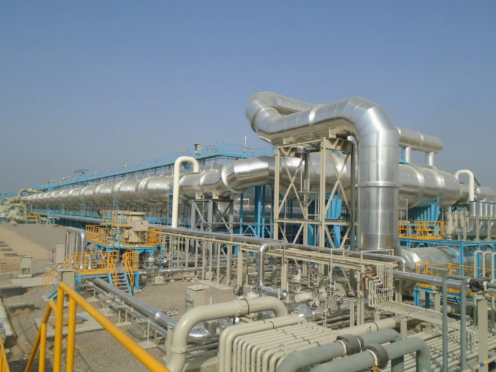 Hot insulation on an industrial evaporator